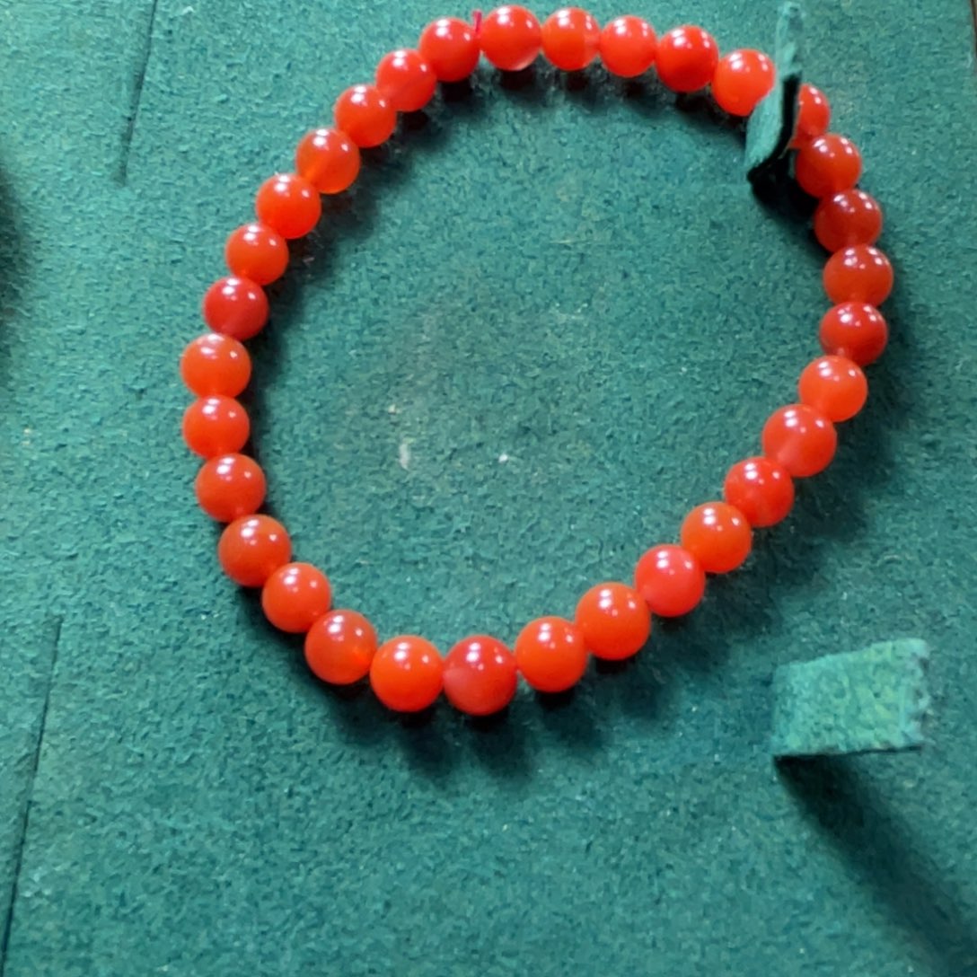 南红玛瑙项链未镶嵌