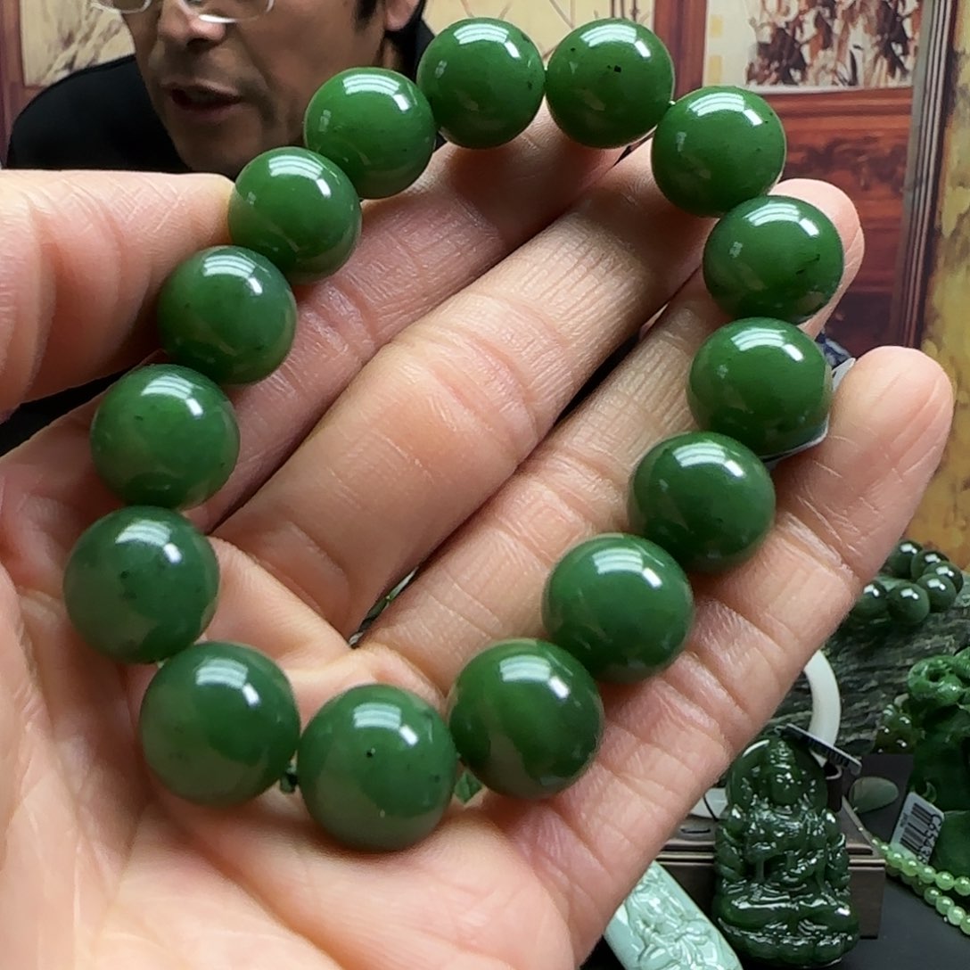 和田玉未镶嵌珠宝奇石手串