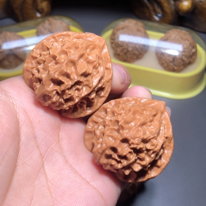 文玩核桃把件40龙鳞纹