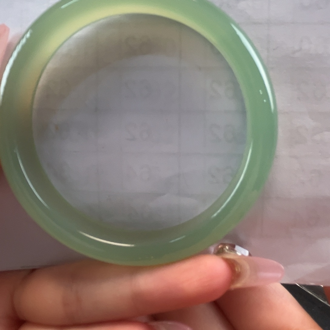 玛瑙/玉髓手镯未镶嵌浣*