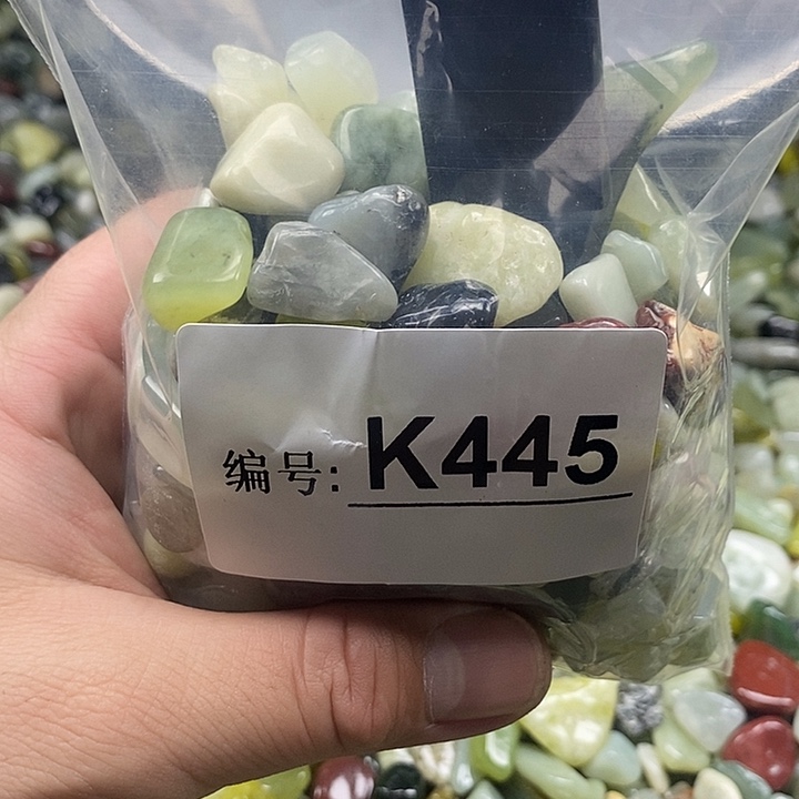 岫玉鱼缸石未镶嵌
