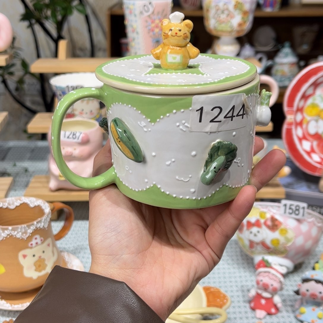 瓷片1244哈哈哈哈哈哈哈哈