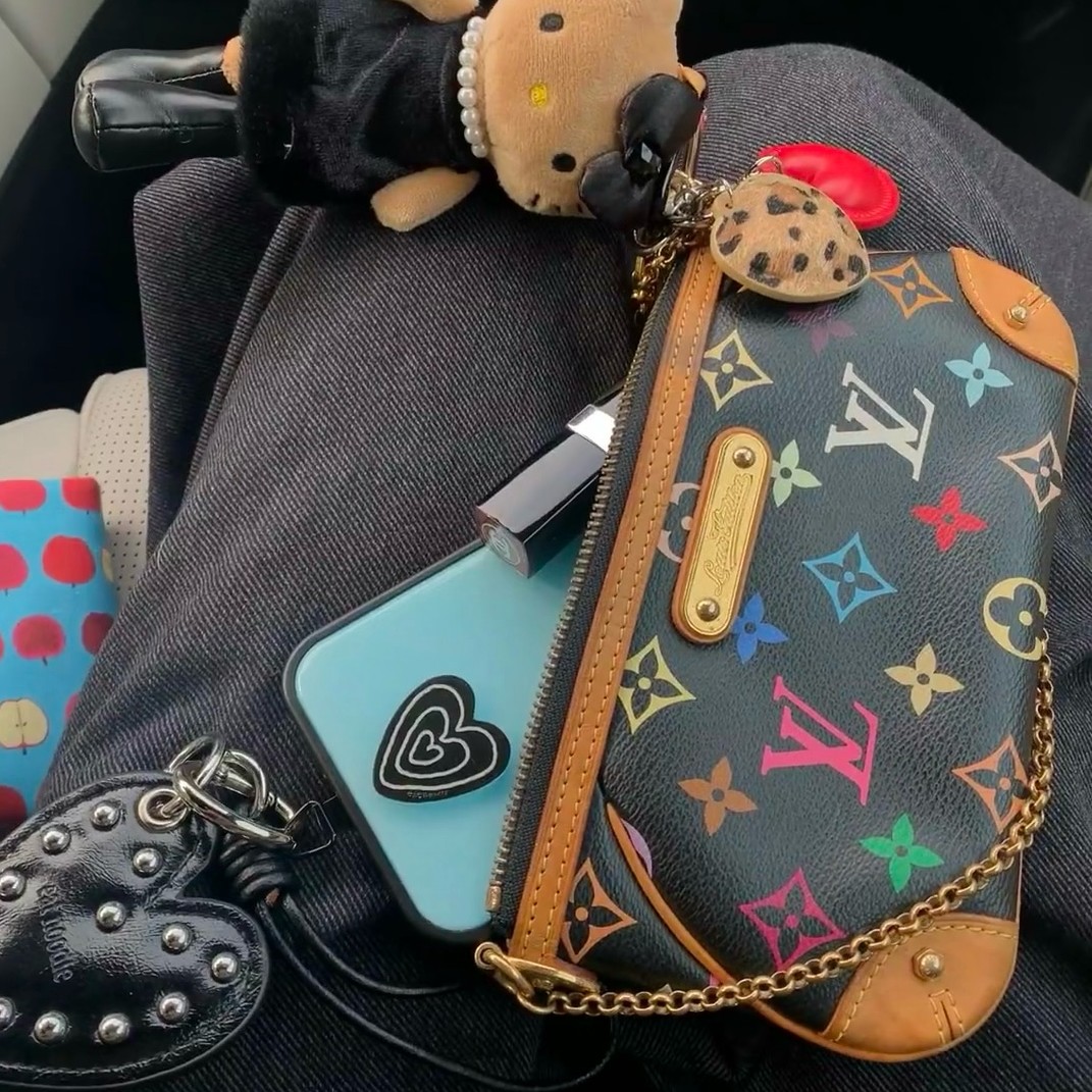 95新 LouisVuitton/路易威登 只盒/中古黑三彩Evaclutch腋下包