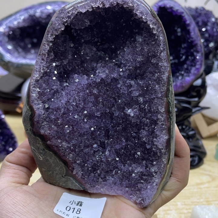 未镶嵌大型摆件（非配饰）紫晶