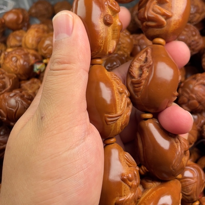 鲍***7吊坠橄榄核橄榄核