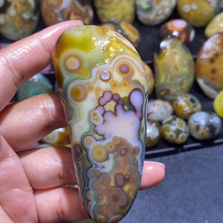 玛瑙/玉髓未镶嵌珠宝半成品87