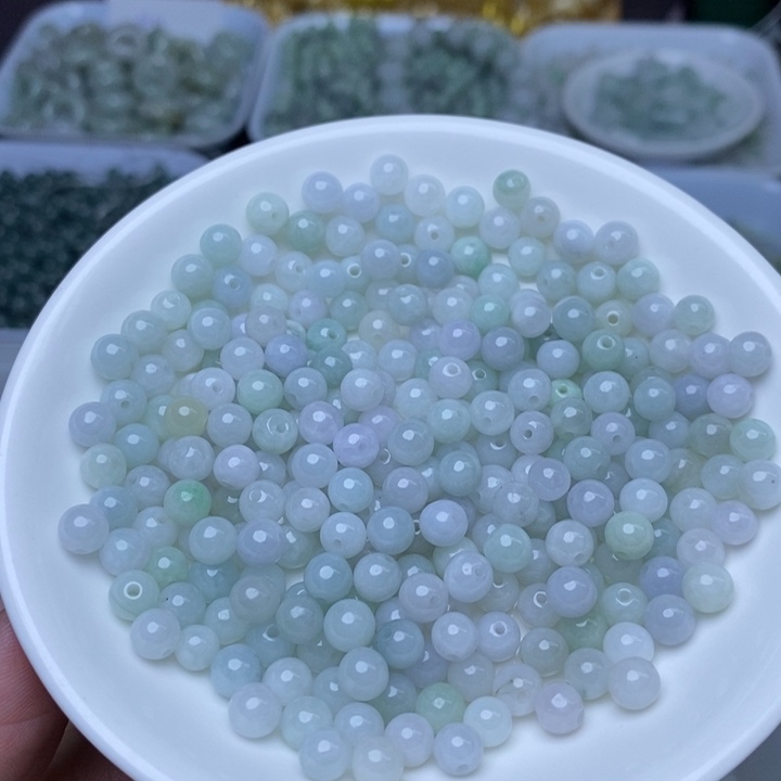 翡翠未镶嵌手链卡5.5冰绿白100个