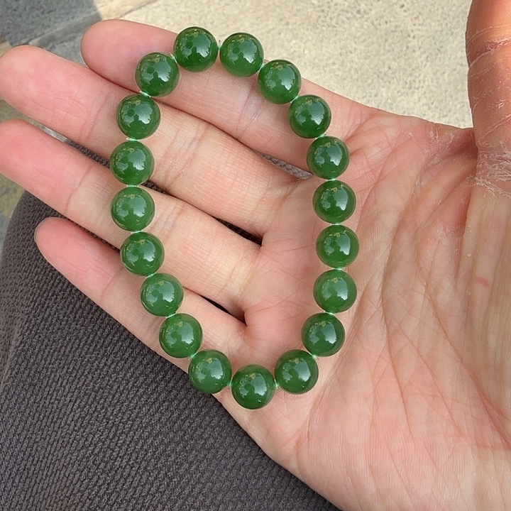 D***s和田玉（碧玉）未镶嵌手链