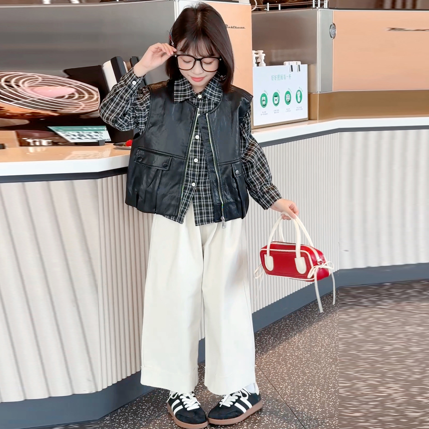 【嘻嘻柚】女童2025秋季时髦韩系拉链皮马甲格子衬衫阔腿裤三件套潮