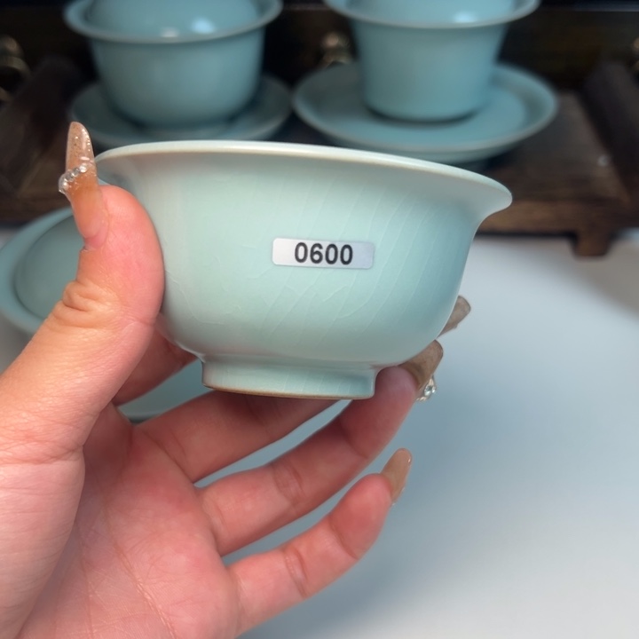 瓷片阿*微瑕哈哈哈哈哈哈
