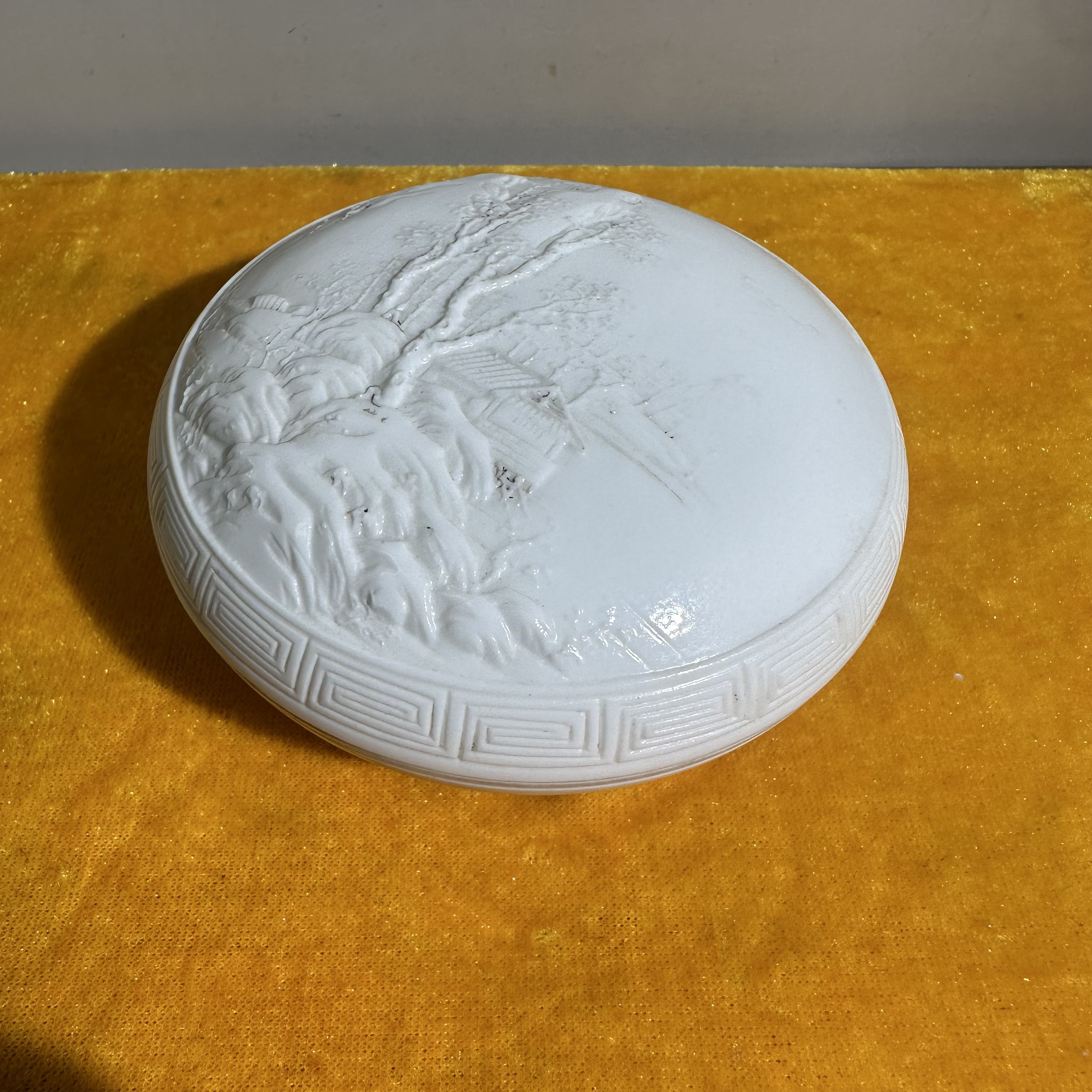 民国/雕白花印泥盒/T240429032/美82/全品/北京朝阳文物