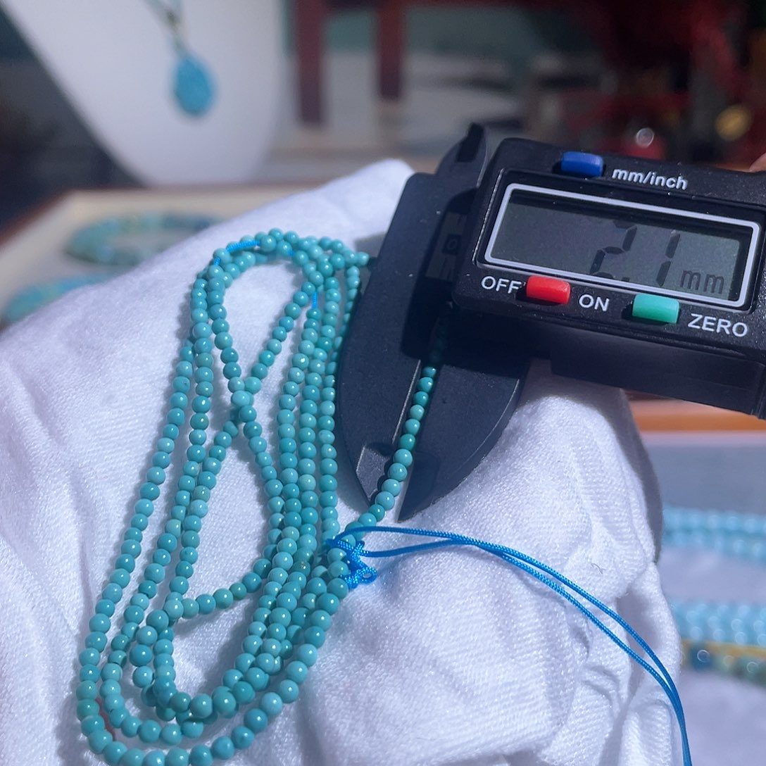 绿松石配饰未镶嵌