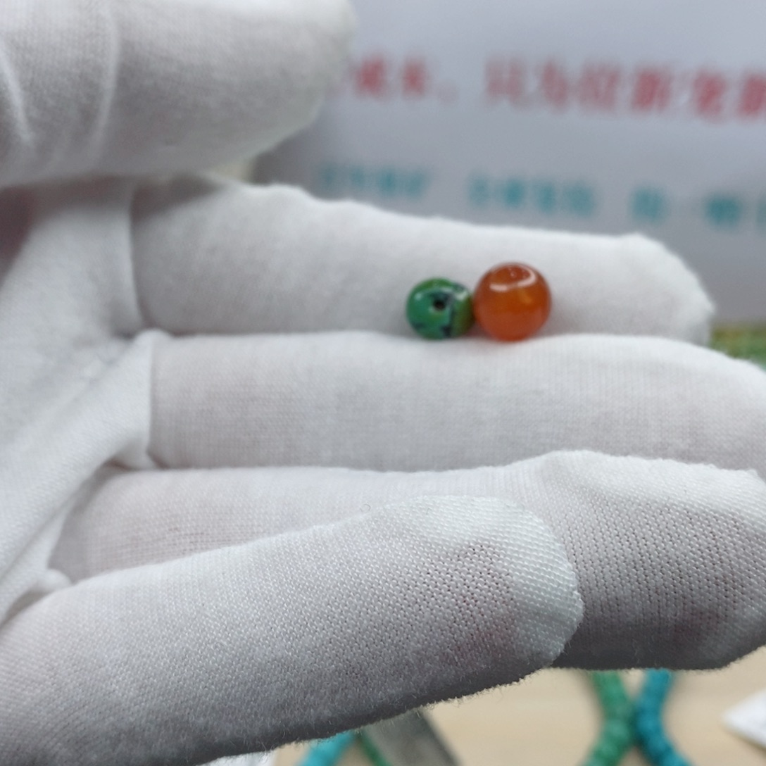 南红玛瑙未镶嵌珠宝奇石