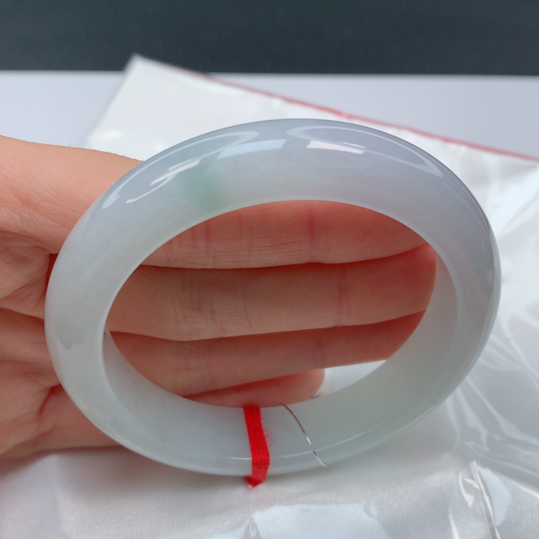 翡翠手镯未镶嵌55.6正圈