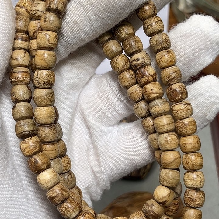 手串沉香越南7mm多16克➕留疤虫漏古董老料