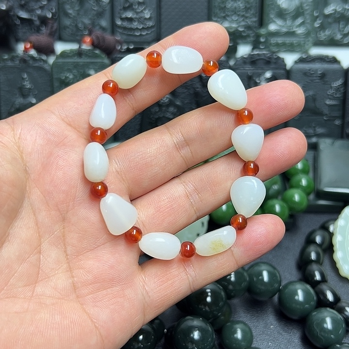 百***独未镶嵌手链和田玉（白玉）