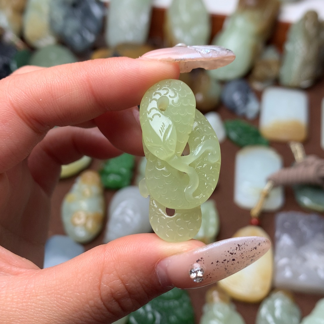 和田玉挂件未镶嵌