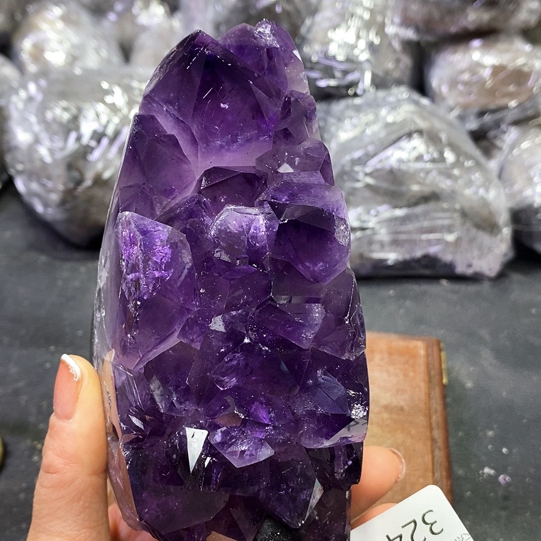 水晶大型摆件（非配饰）未镶嵌