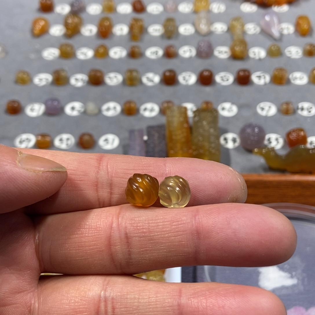 命****玛瑙/玉髓合金颈饰珠