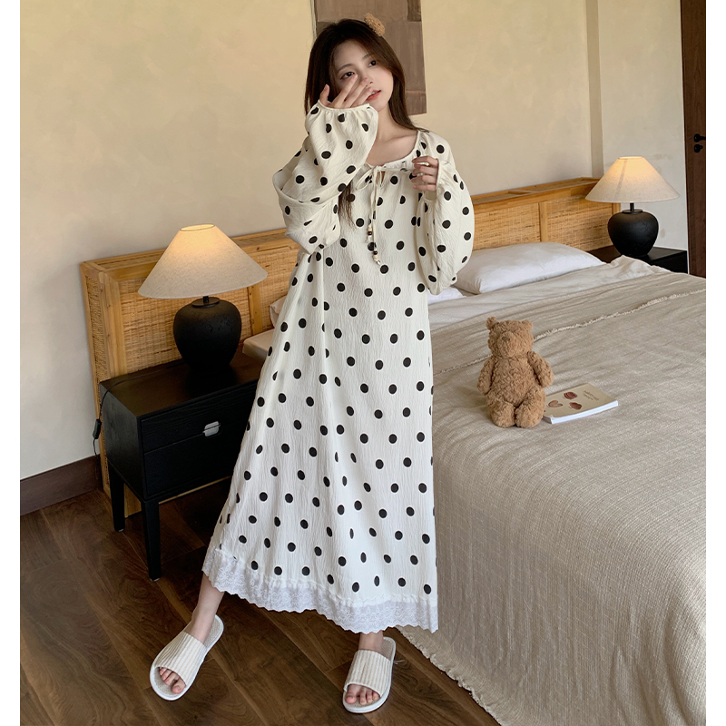 庆同波点印花秋季大码宽松长袖睡裙女士带胸垫睡衣休闲家居服春天