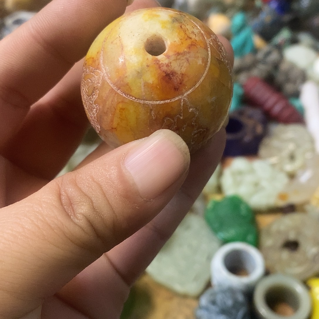 和田玉（糖玉）未镶嵌挂件