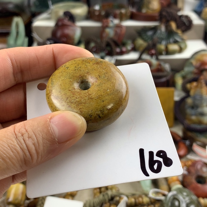 岫岩河磨玉（透闪石质玉）未镶嵌珠宝奇石