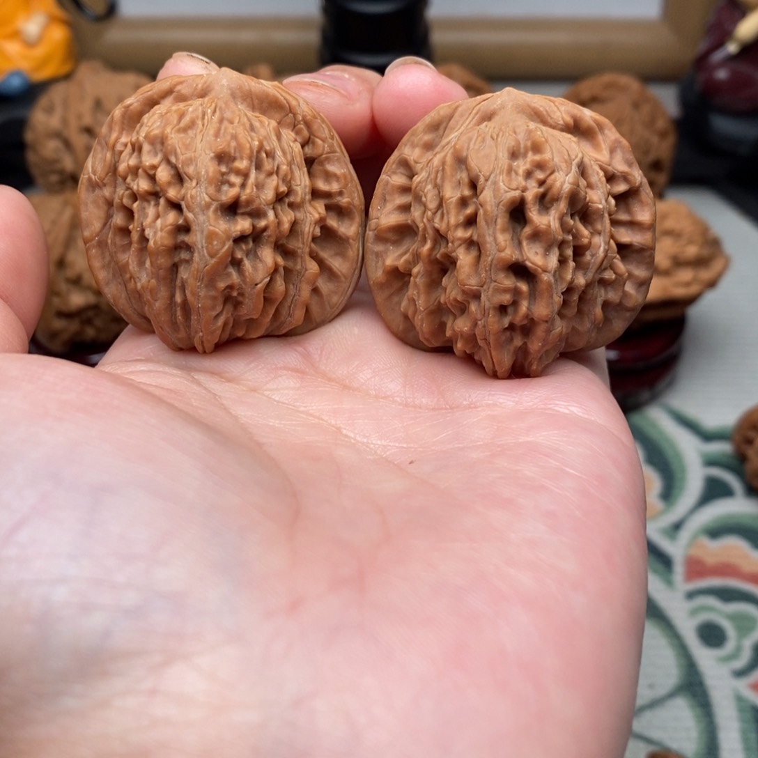 文玩核桃把件39尺四座楼