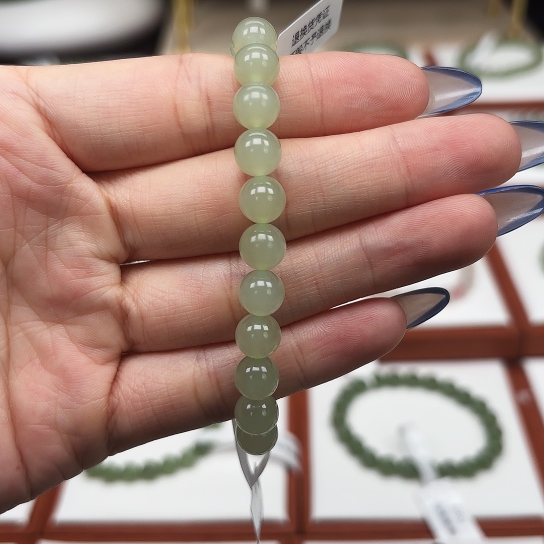 和田玉手串未镶嵌包***爱c