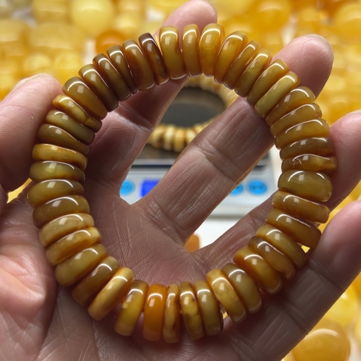 琥珀（矿物珀）未镶嵌裸石