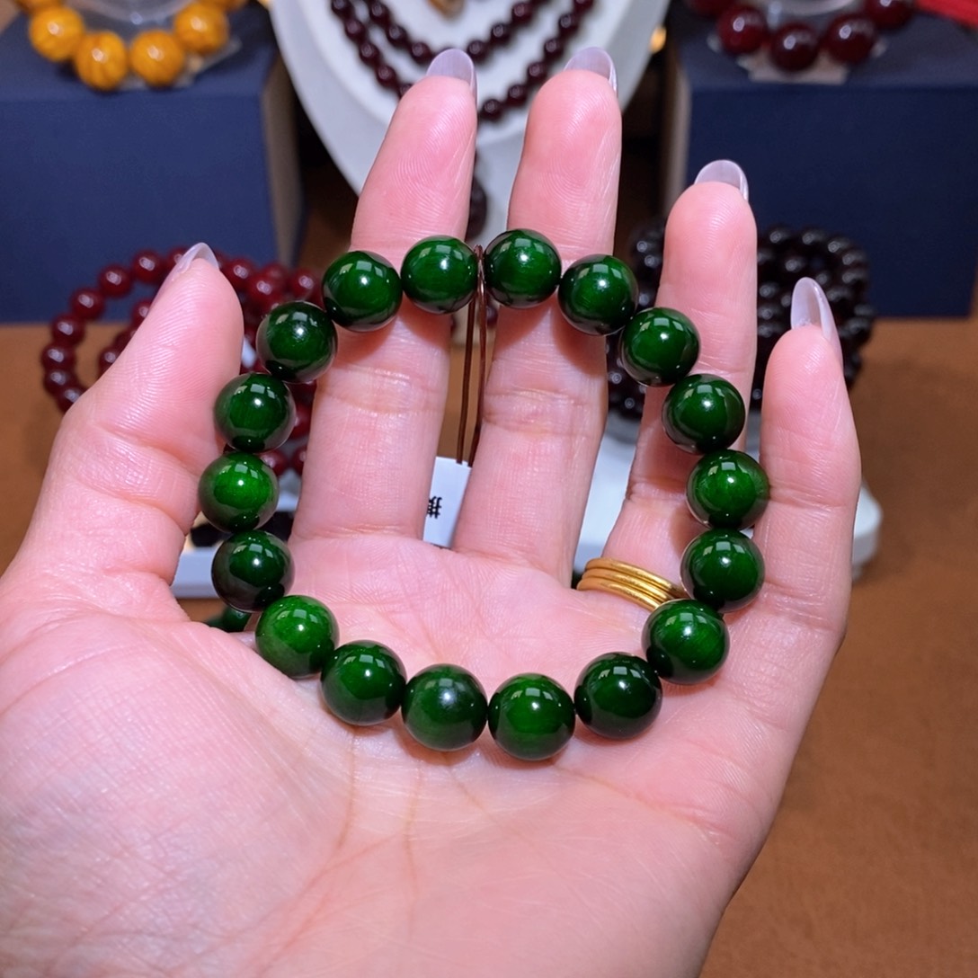 贝壳杉血龙木1.0阴沉天花板