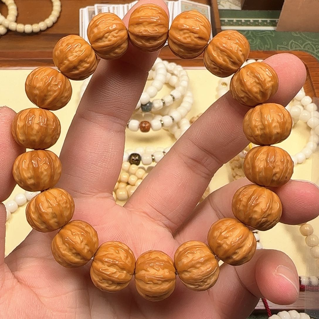 白玉菩提吊坠猴头单圈福利