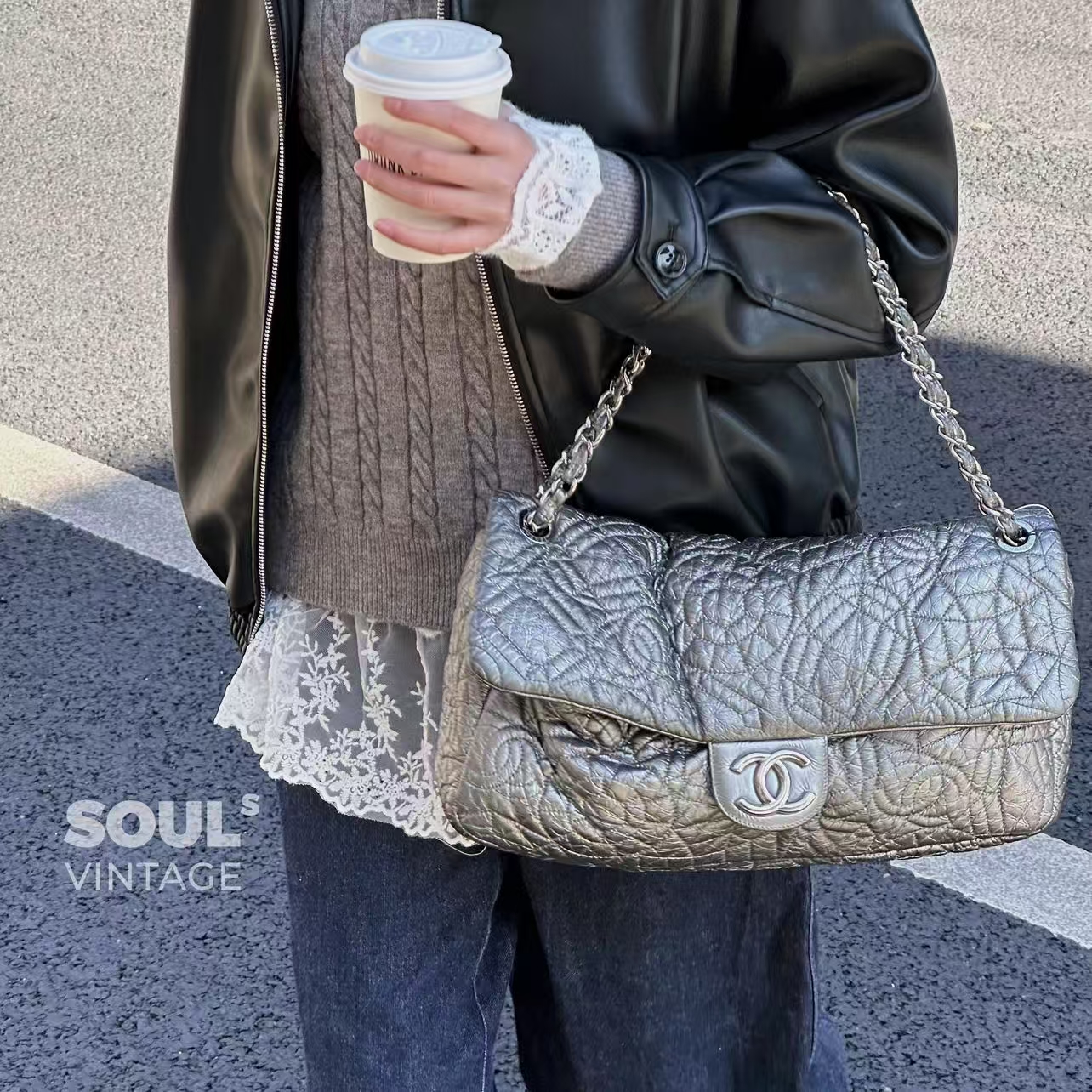 95新 Chanel/香奈儿 牛山茶花浮雕xxl单肩包/640887813