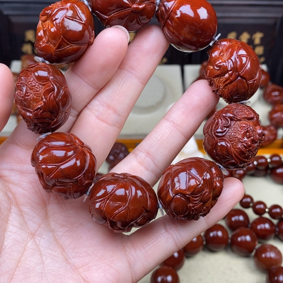 晚***津吊坠橄榄核荷叶财迷