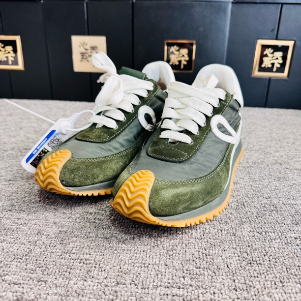 95新 LOEWE/罗意威 flow runner绿色麂皮拼接运动鞋36码ysc2734