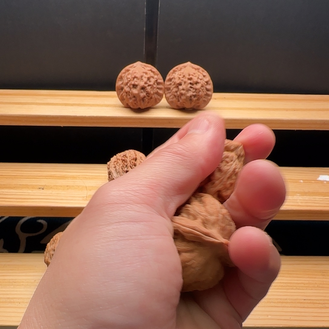 吊坠文玩核桃赤龙鸡心