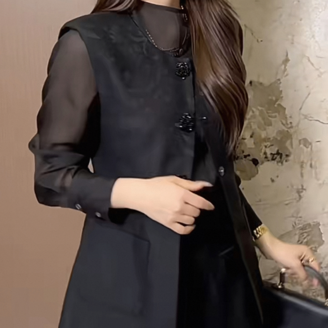 25秋三个水钻扣老钱风亚麻无袖马背心与直筒半身裙夏季时尚套装