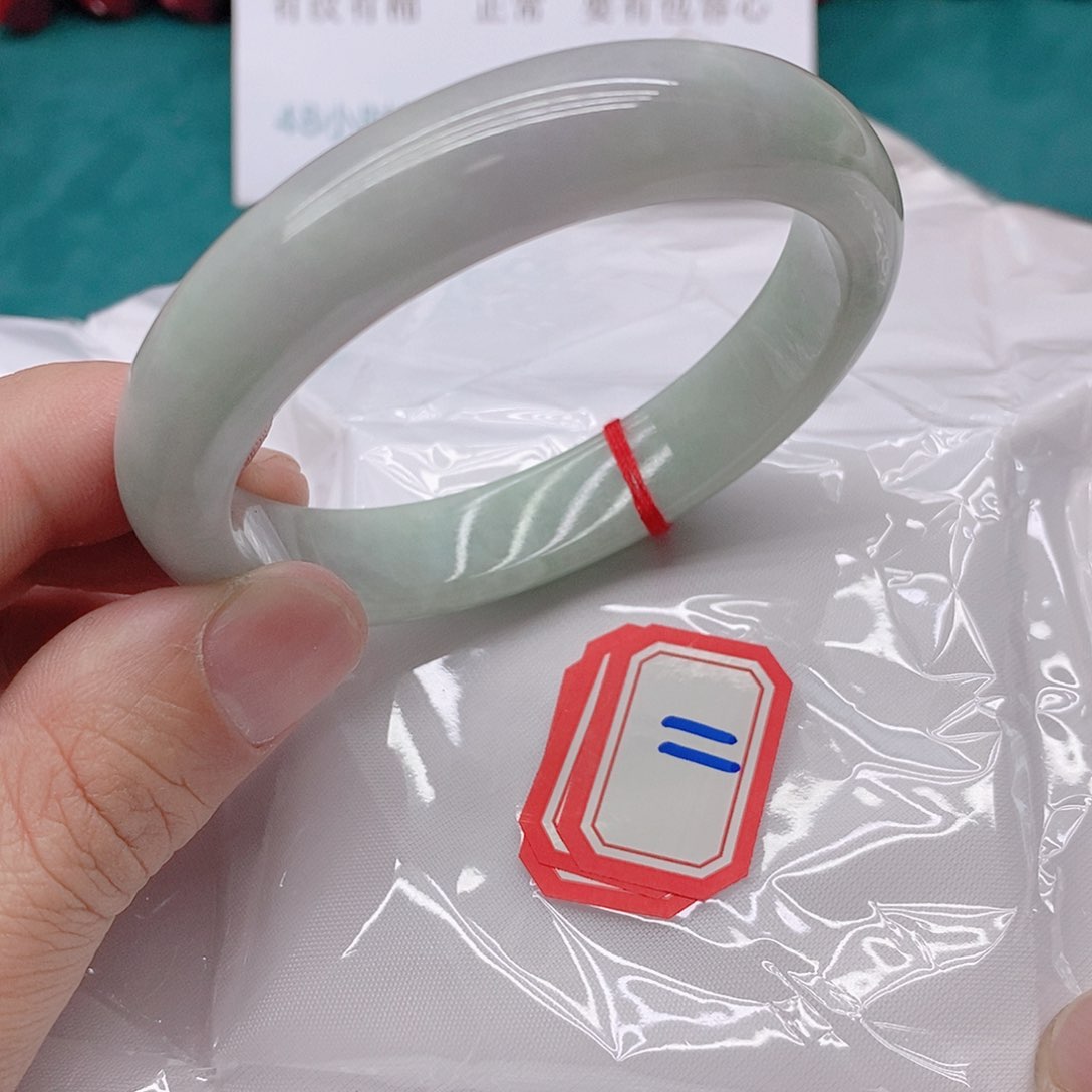 翡翠手镯未镶嵌111111111111