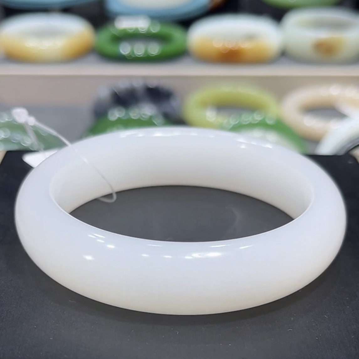 收藏级！和田玉青海老料高冰白玉手镯60-61圈口（宽版）