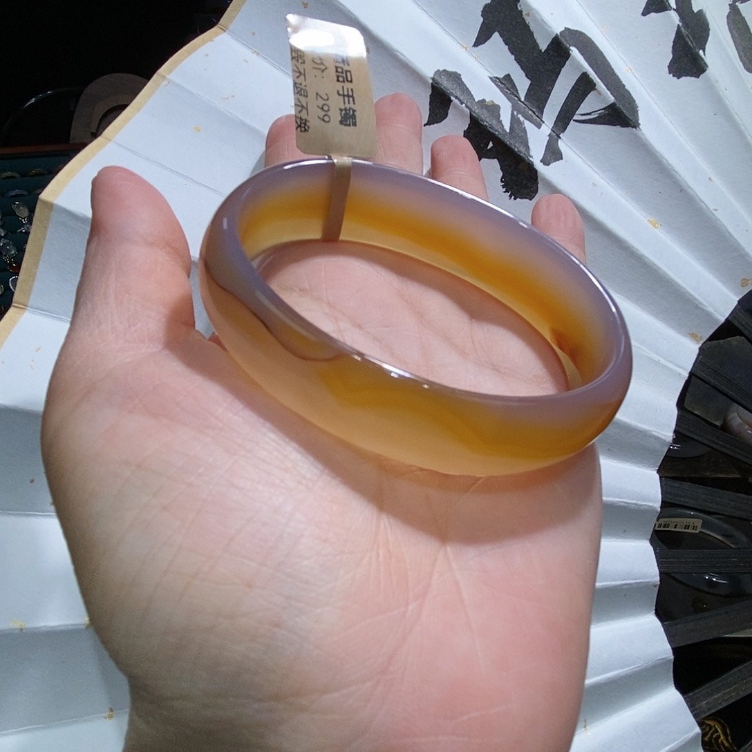 玛瑙/玉髓手镯未镶嵌