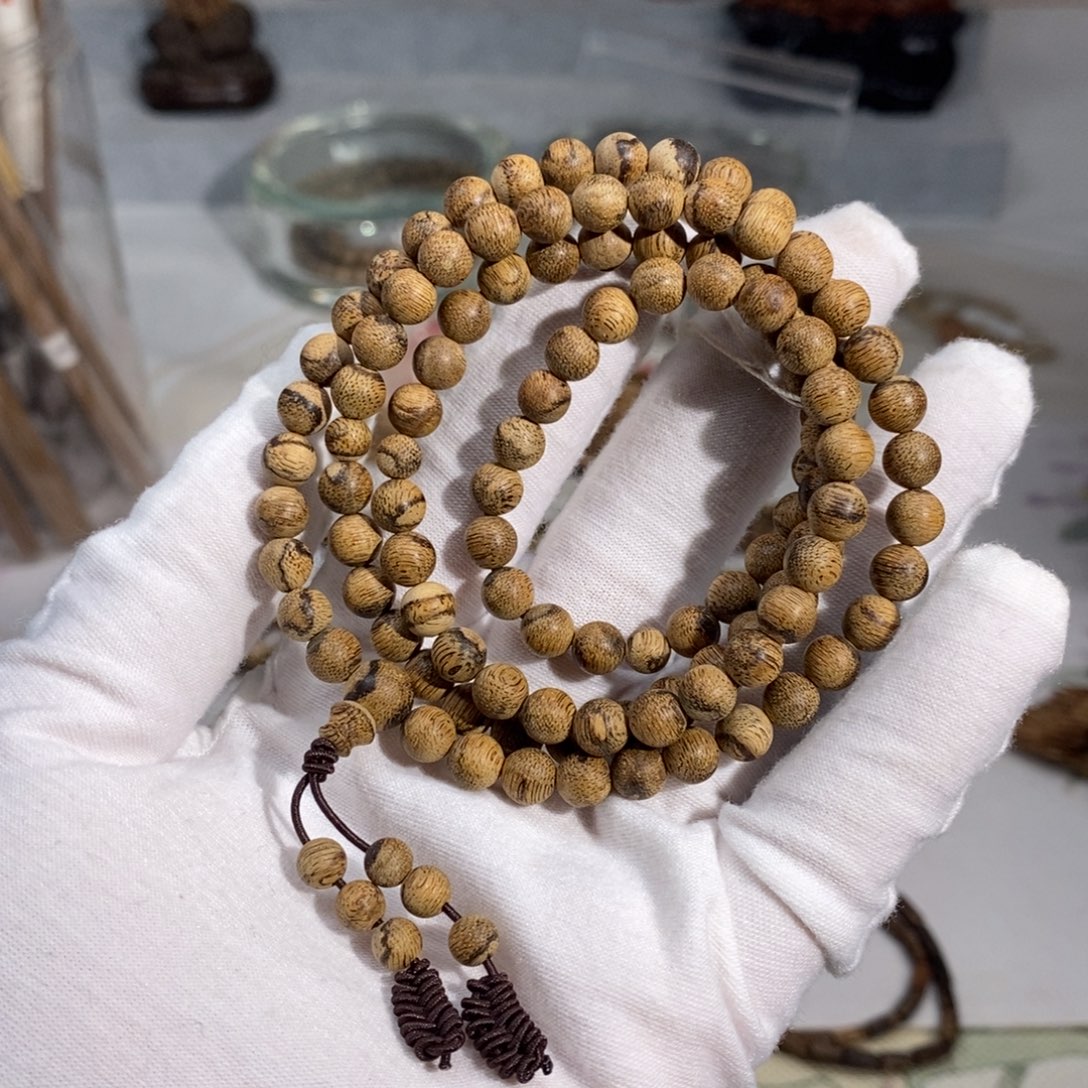 @***～手串沉香菩萨棋 06多 12.6克