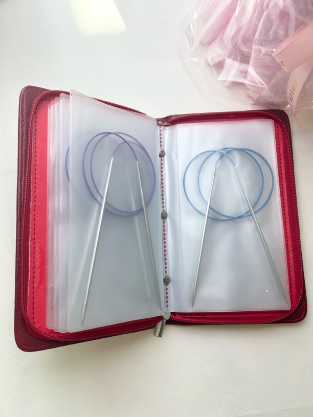 升级款彩绳弯尾不锈钢环形针12副装三角形针体刻字