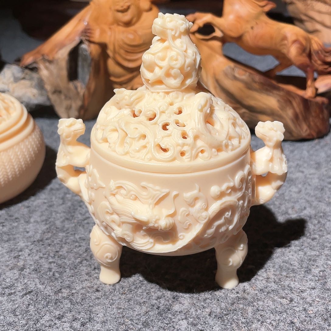 柏木（崖柏）用****8象牙果