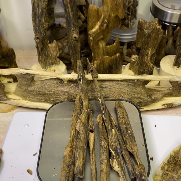 棋楠沉香醇化树心枝条老料