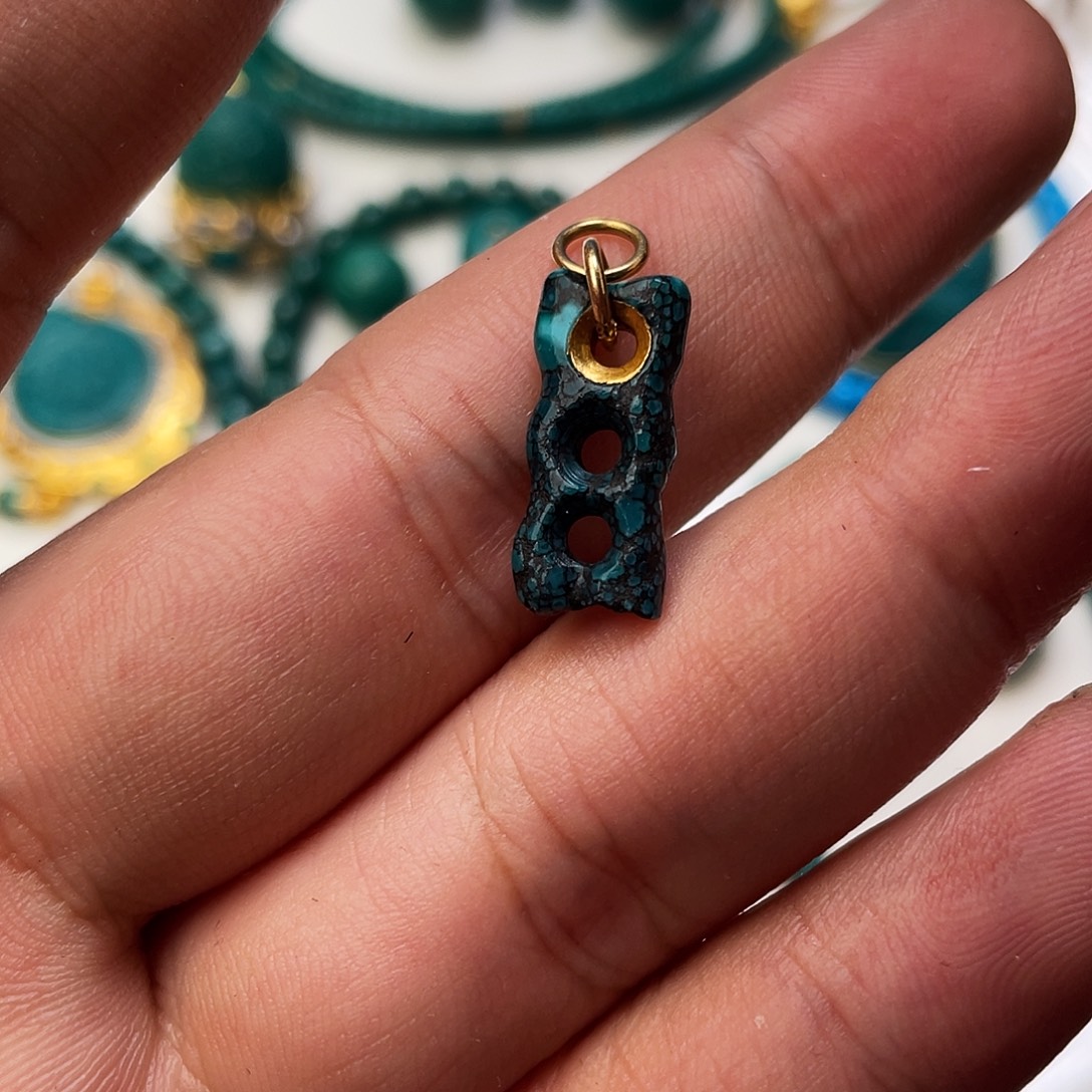 绿松石足金镶嵌提溜