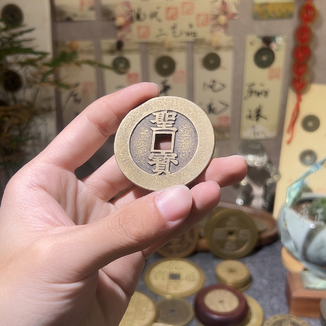 s***p铜现代仿制工艺品