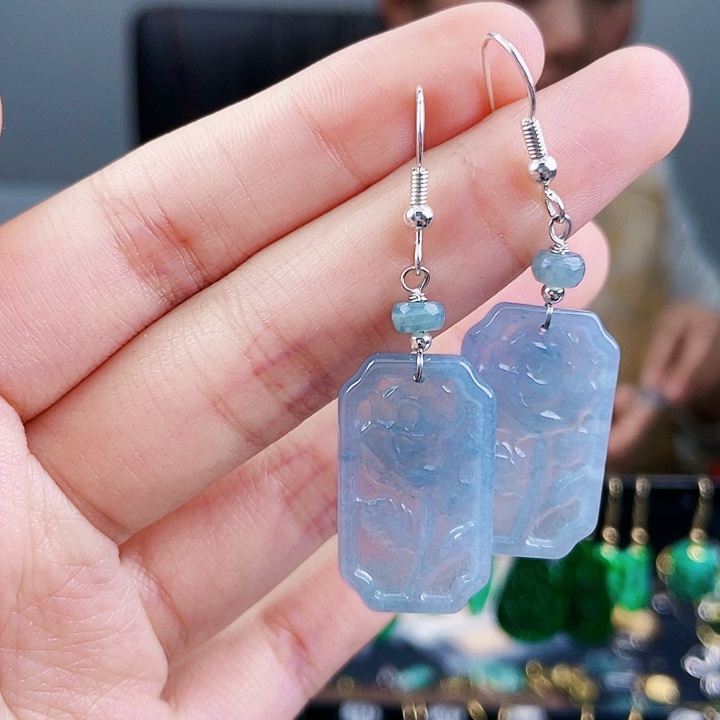 翡翠耳饰未镶嵌饰品