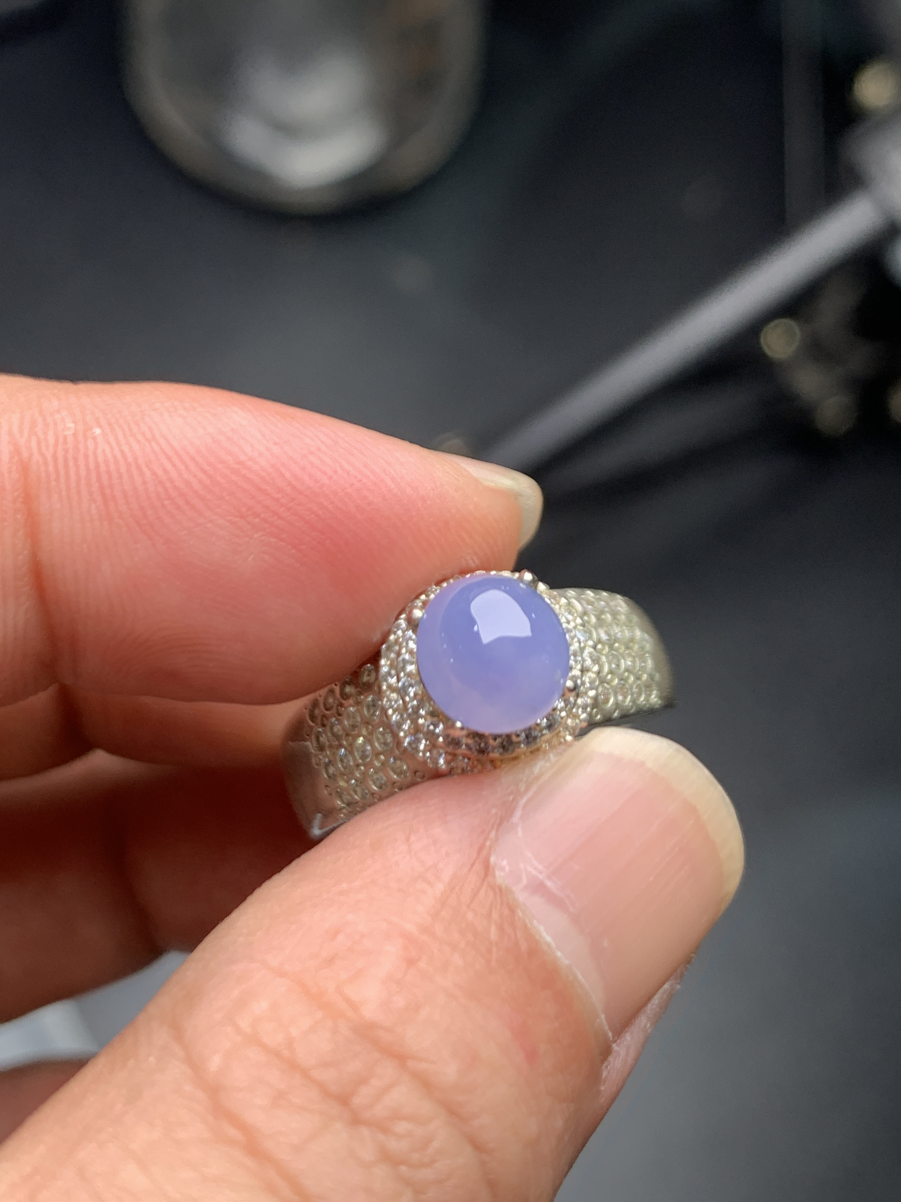 性价比十足紫罗兰蛋面品相好铜托可代镶天然缅甸翡翠A货