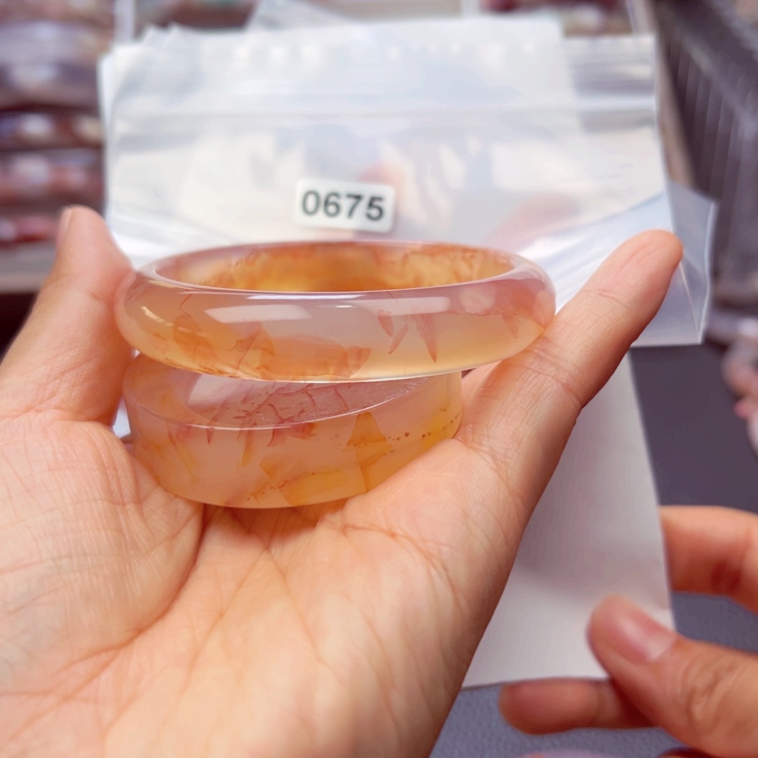 手镯玛瑙/玉髓未镶嵌想****鱼