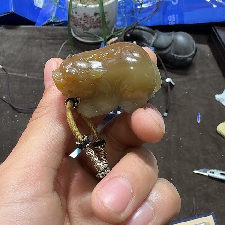 未镶嵌和田玉（糖玉）车挂