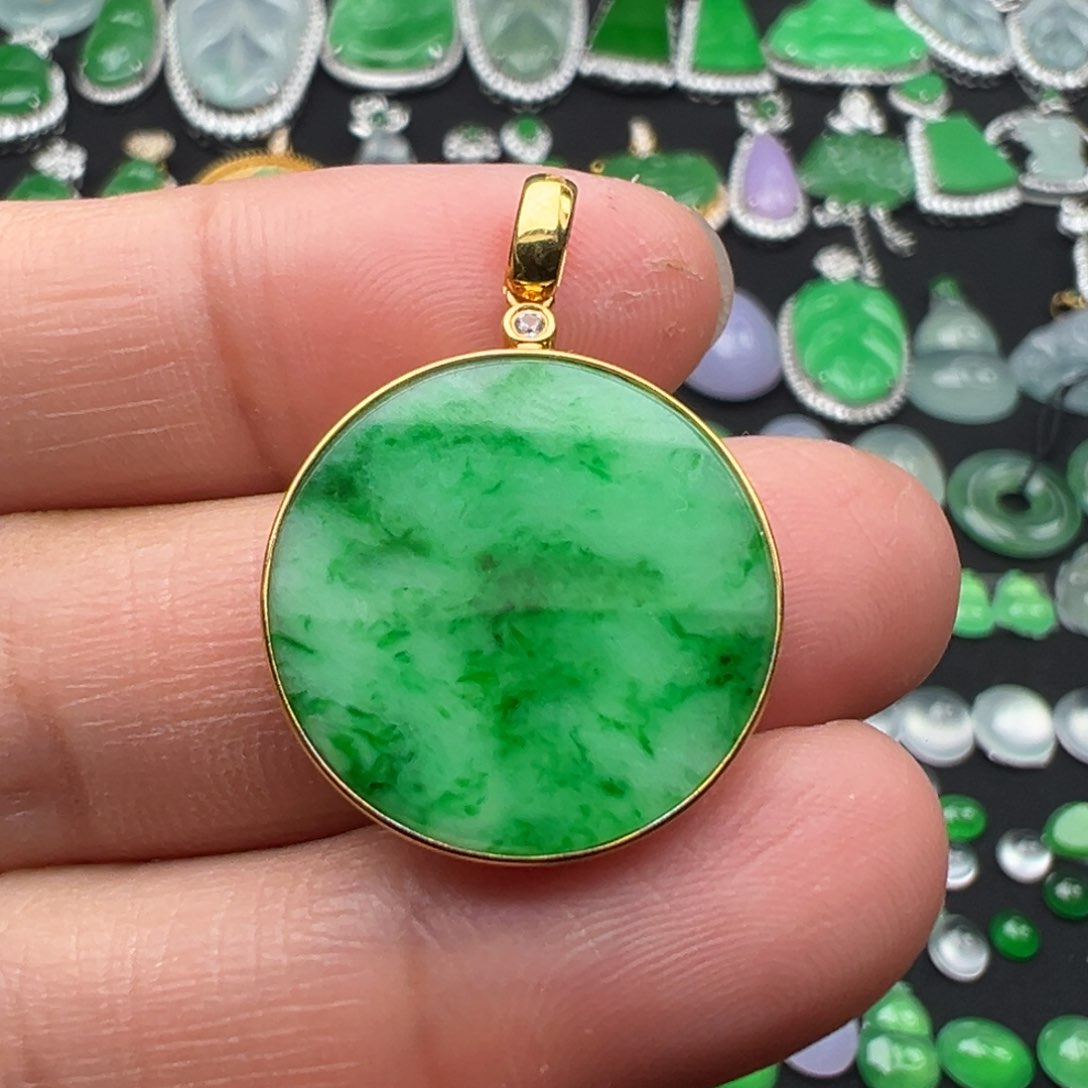 翡翠颈饰18K金镶嵌牌29.3